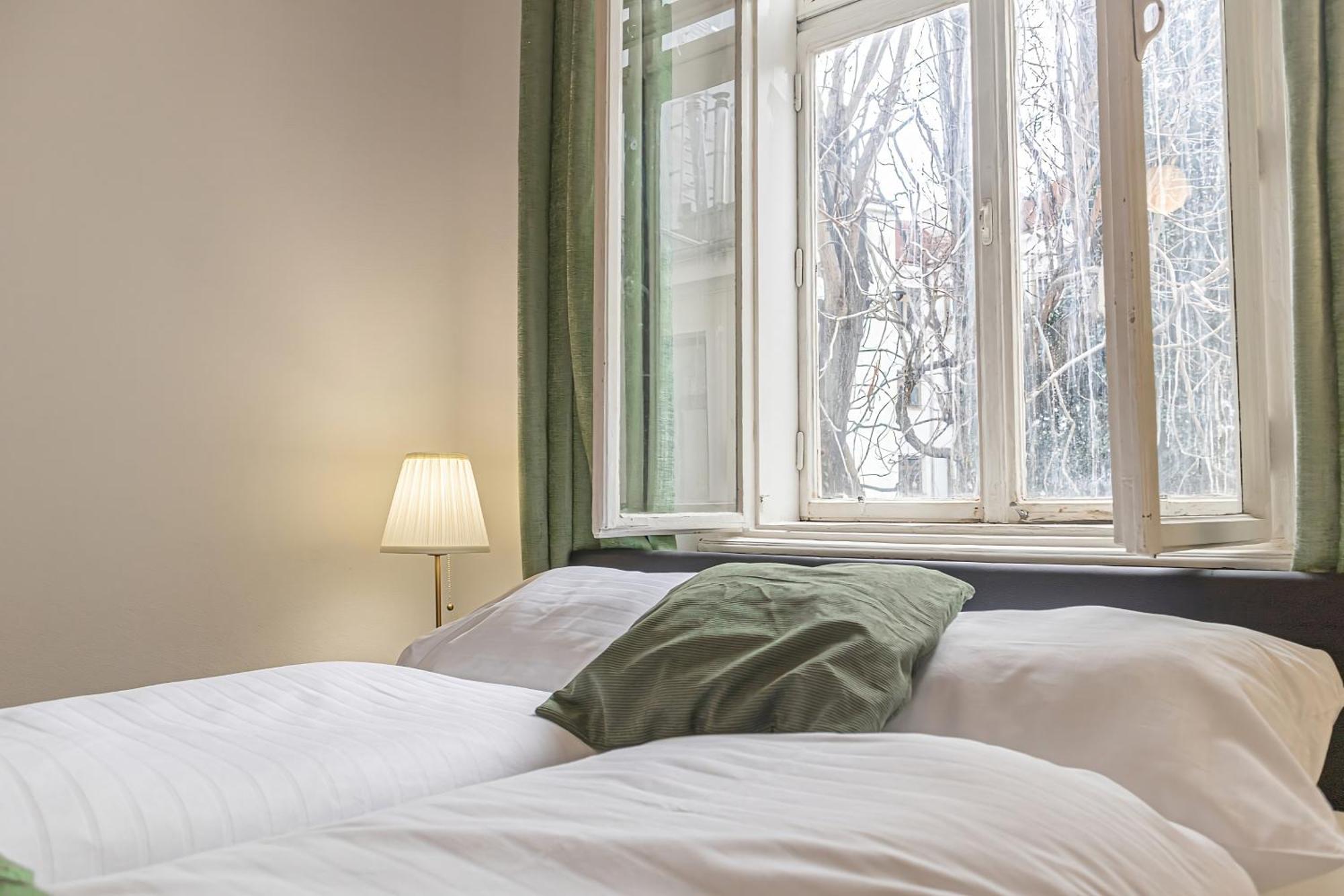 Apartment Very 4br Shared Ideal For Longstays, For 10p Wien